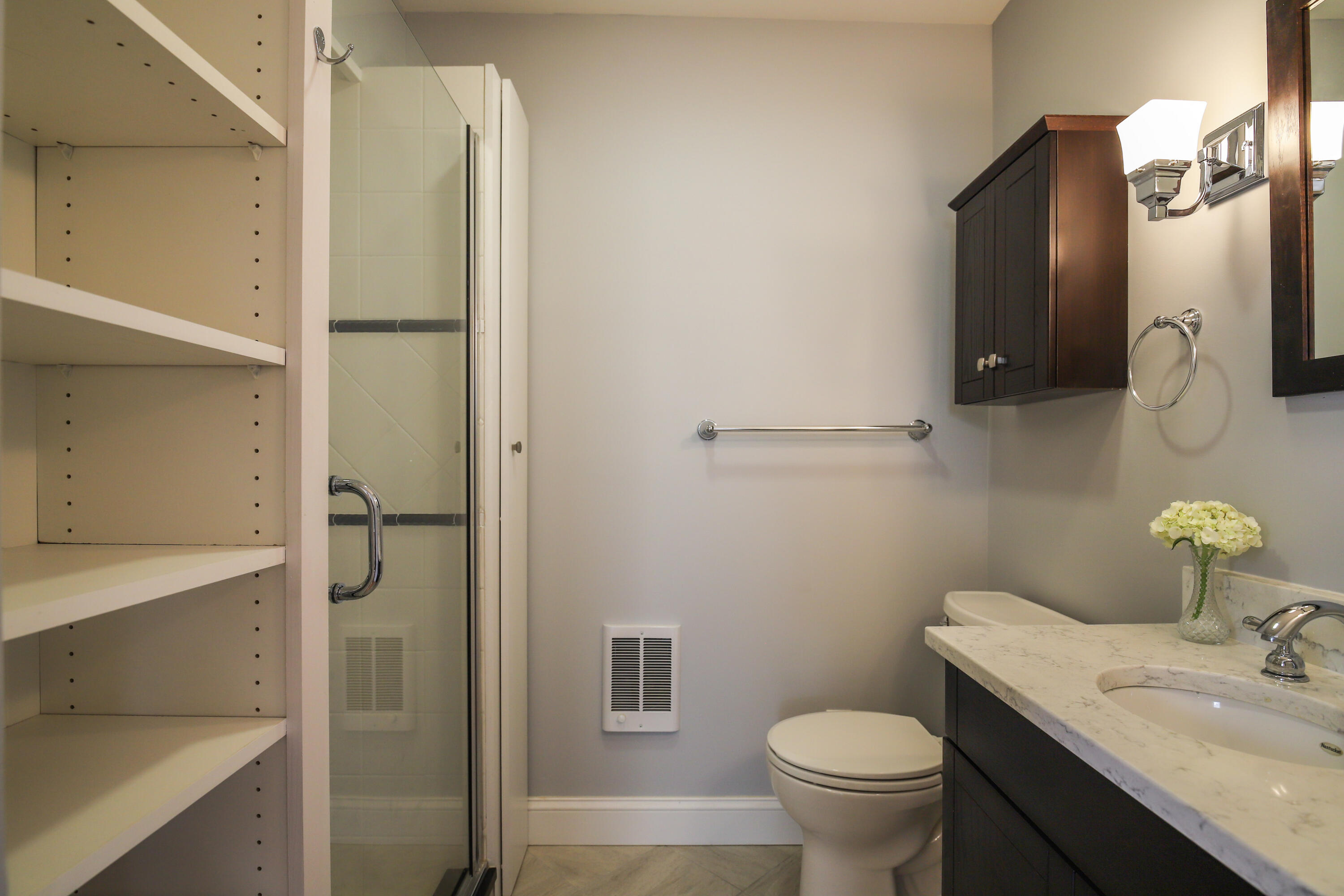 115 Clark Street Portland, ME 04102 - Photo 53 of 72 115 Clark St #3 Portland - 16Bath