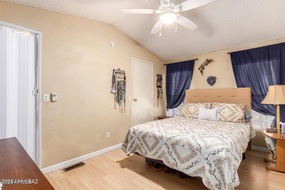 4315 North Flowing Wells Road, Unit 76 Tucson, AZ 85705 - Photo 17 of 26 15