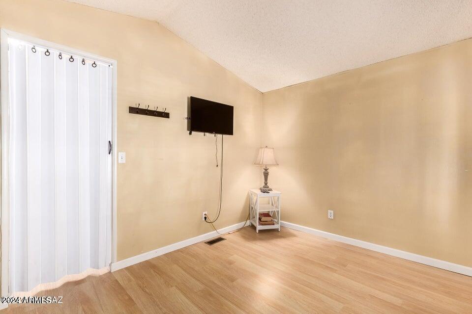 4315 North Flowing Wells Road, Unit 76 Tucson, AZ 85705 - Photo 23 of 26 22