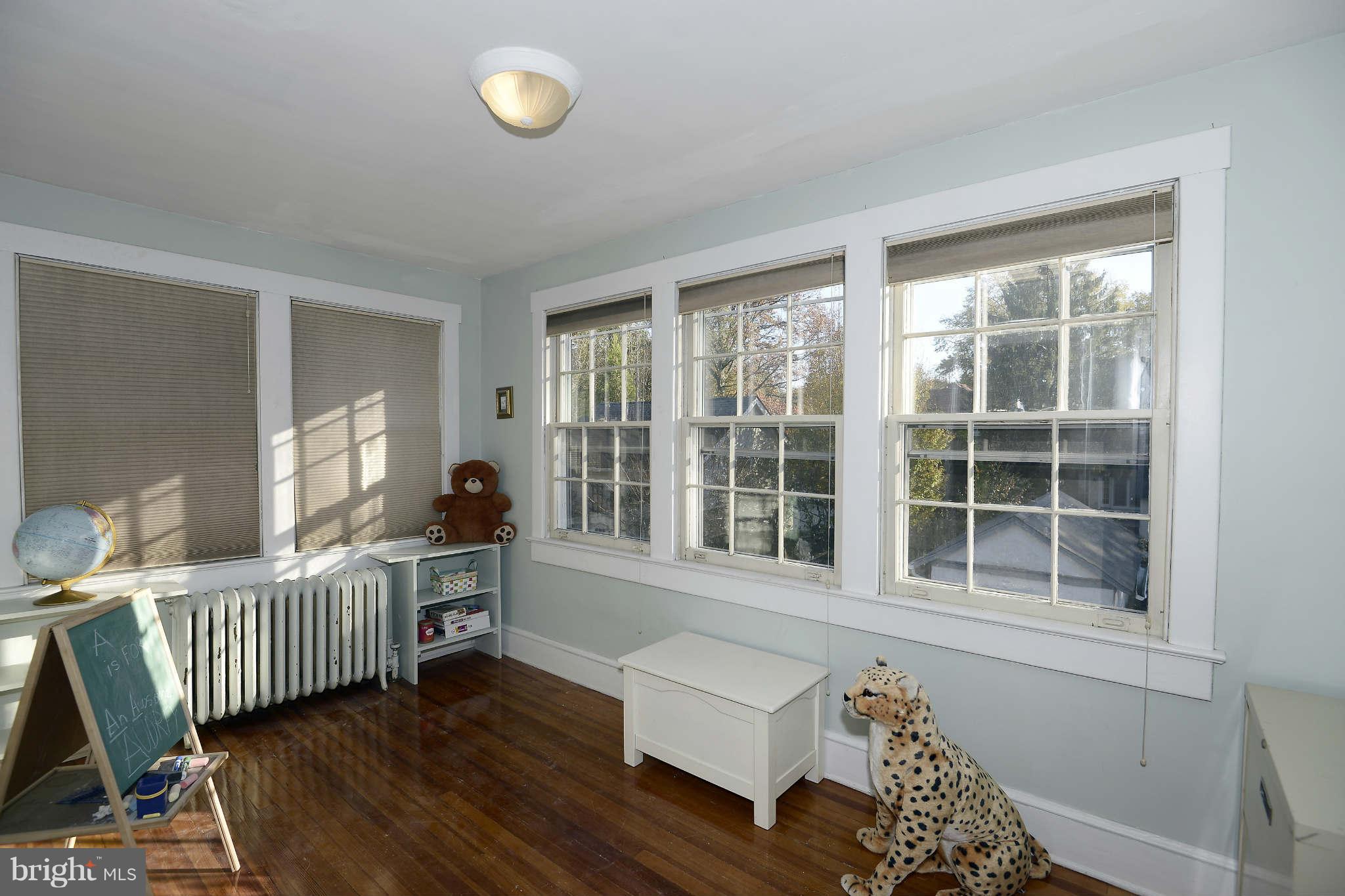 3934 Legation Street Northwest Washington, DC 20015 - Photo 13 of 16 Sun Room/Den