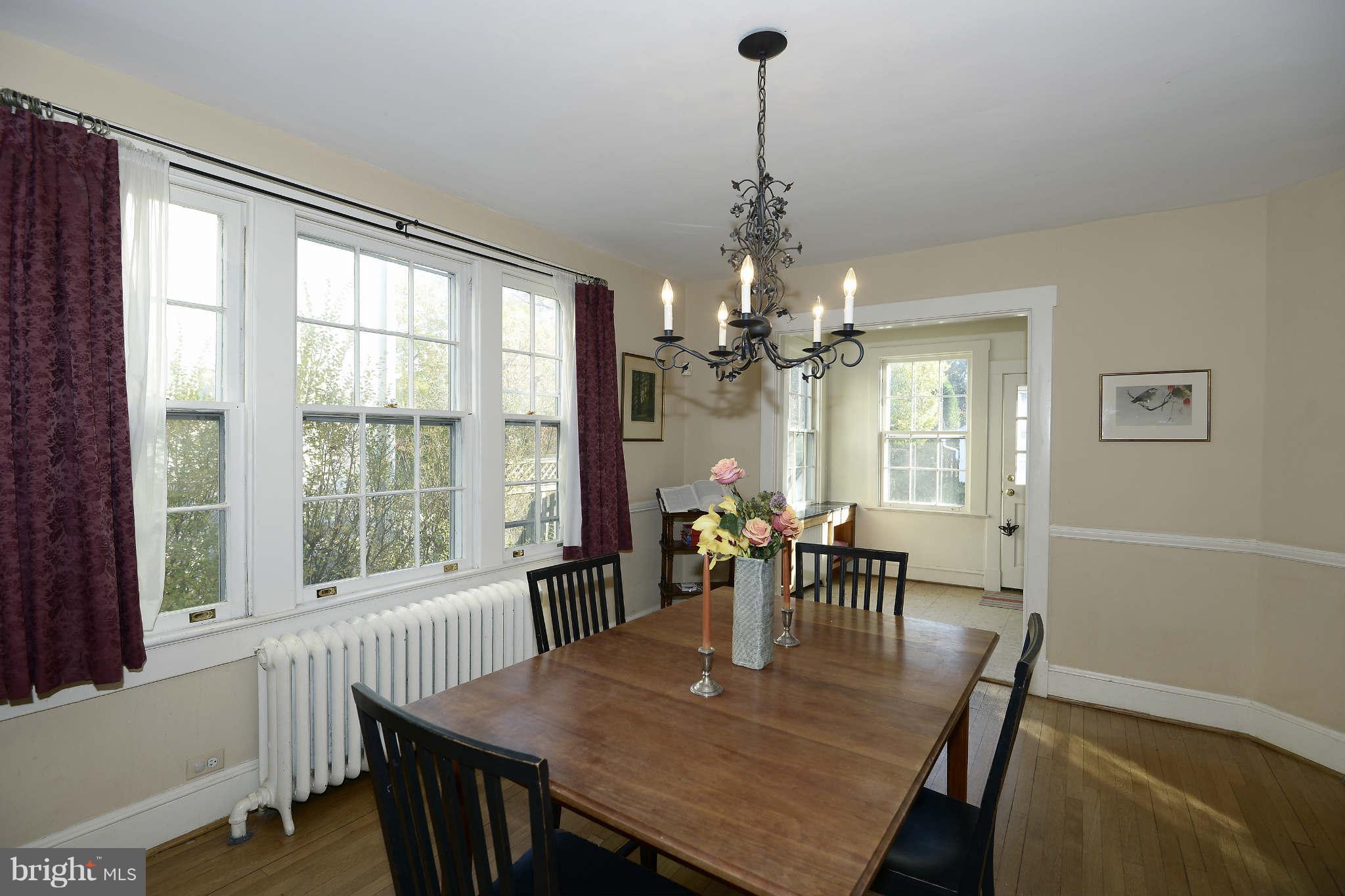 3934 Legation Street Northwest Washington, DC 20015 - Photo 4 of 16 Dining Room