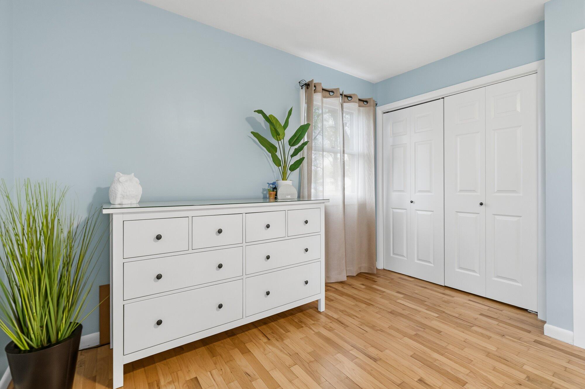 1027 Piccadilly Road Kalamazoo, MI 49006 - Photo 20 of 45 22-WM1027piccadilly-11