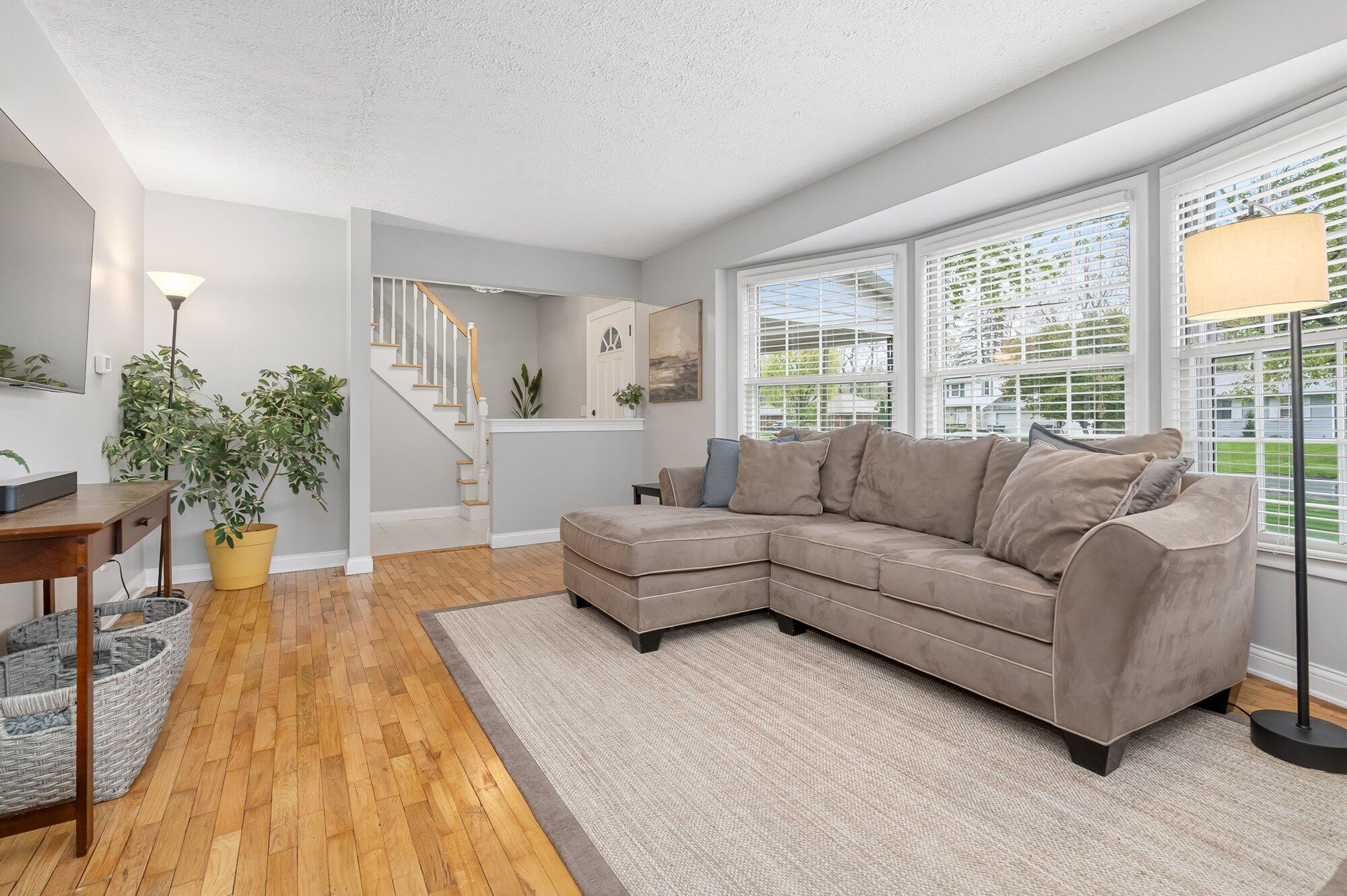 1027 Piccadilly Road Kalamazoo, MI 49006 - Photo 4 of 45 07-WM1027piccadilly-24