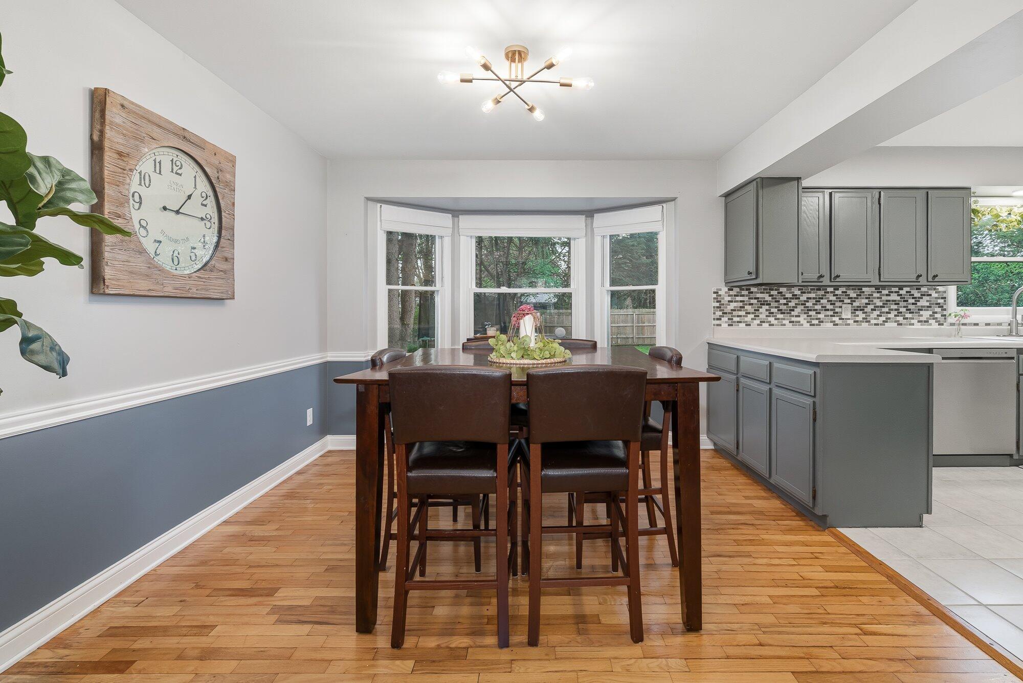 1027 Piccadilly Road Kalamazoo, MI 49006 - Photo 6 of 45 09-WM1027piccadilly-21
