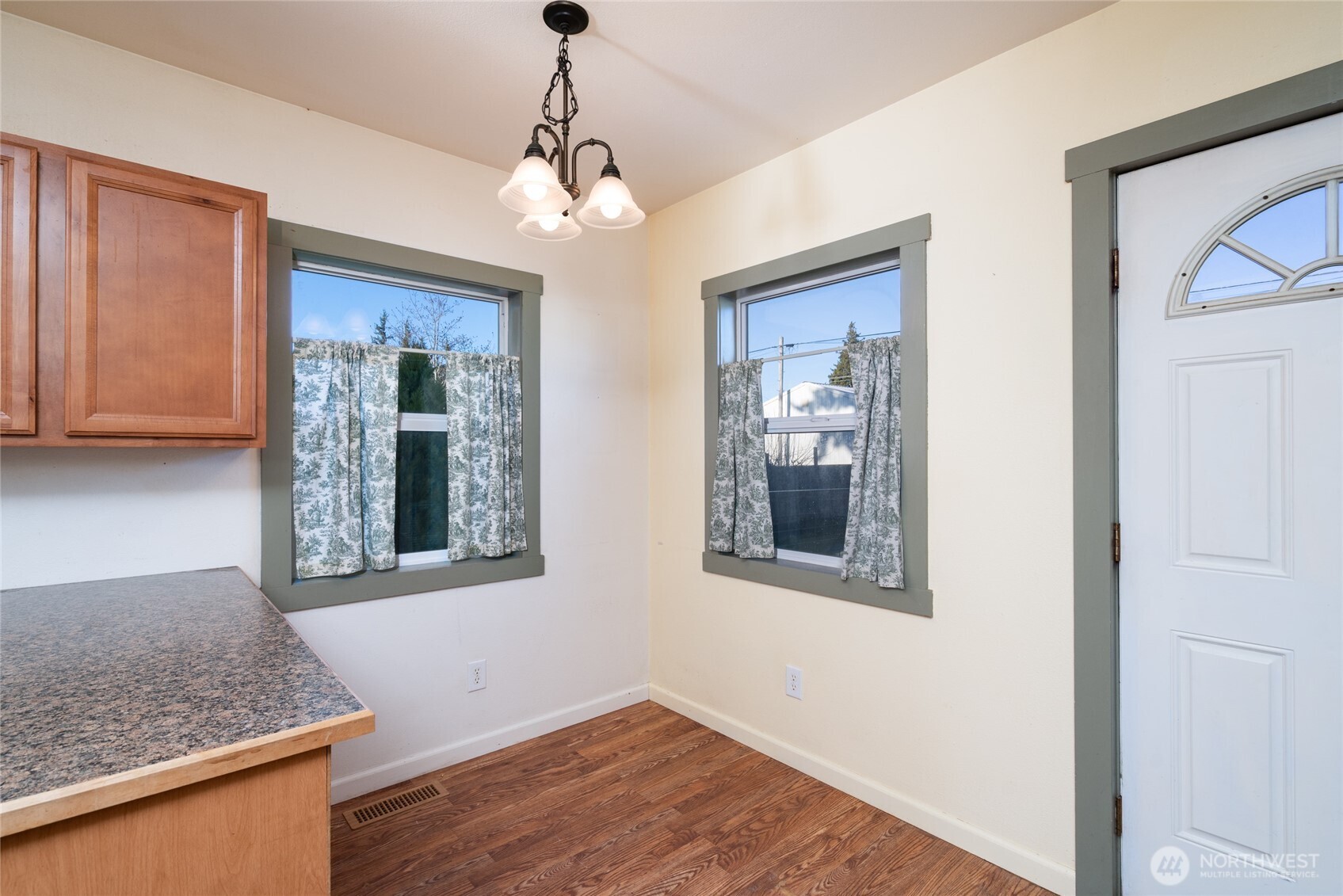 610 Jameson Street Sedro-Woolley, WA 98284 - Photo 13 of 29