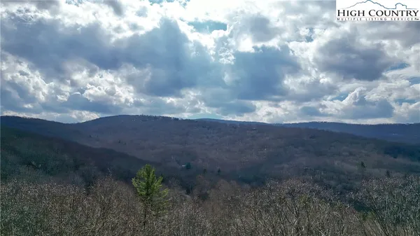 $15,000 | 148 Rhododendron Drive, Beech Mountain, NC 28604