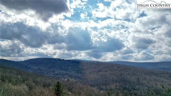 $15,000 | 148 Rhododendron Drive, Beech Mountain, NC 28604