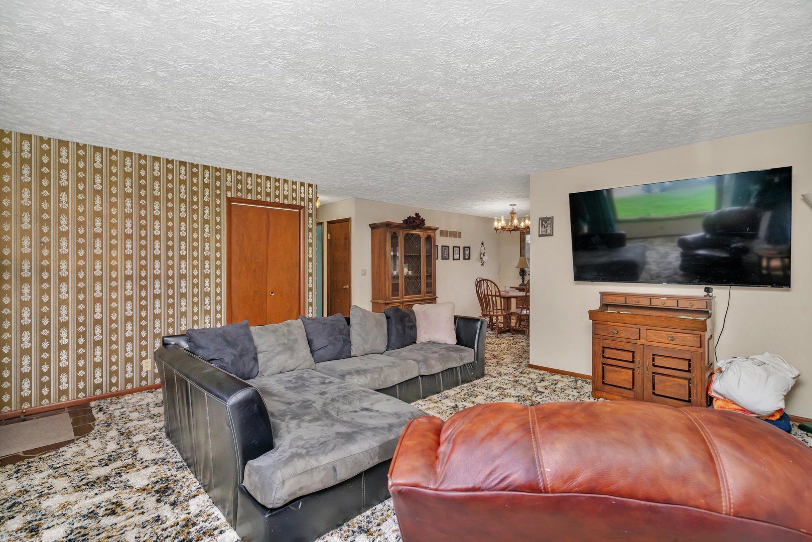 310 Prospect Avenue Dwight, IL 60420 - Photo 7 of 32