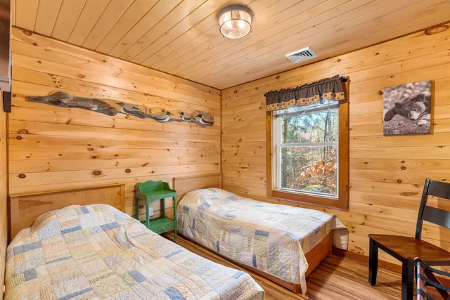 $400,000 | 17 South Hill Drive, Lempster, NH 03605