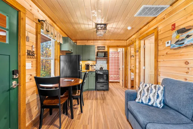 $400,000 | 17 South Hill Drive, Lempster, NH 03605