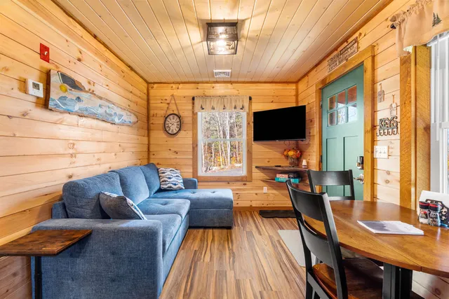 $400,000 | 17 South Hill Drive, Lempster, NH 03605