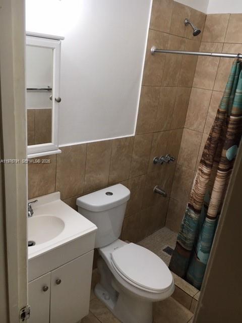 2931 Southwest 19th Terrace Miami, FL 33145 - Photo 3 of 5