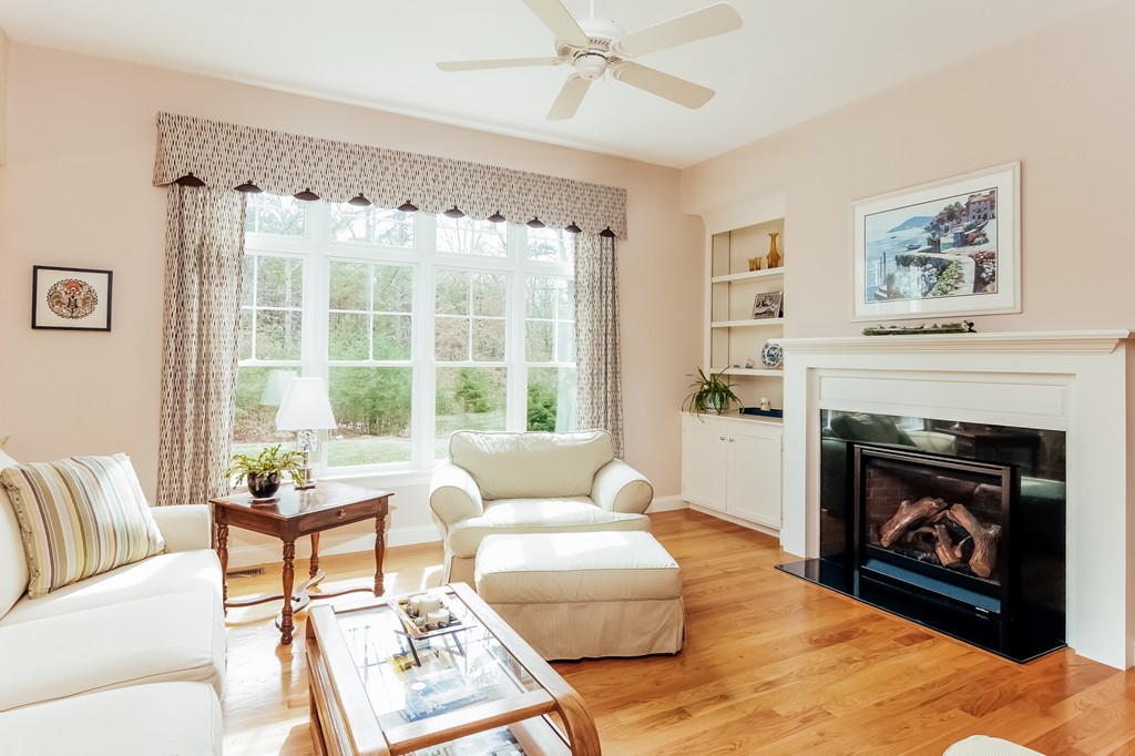 22 Old Mill Road Norfolk, MA 02056 - Photo 3 of 23 Gallery Image 3