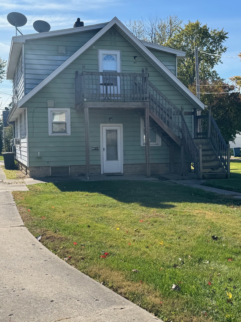 718 Arch Street Ottawa, IL 61350 - Photo 2 of 4