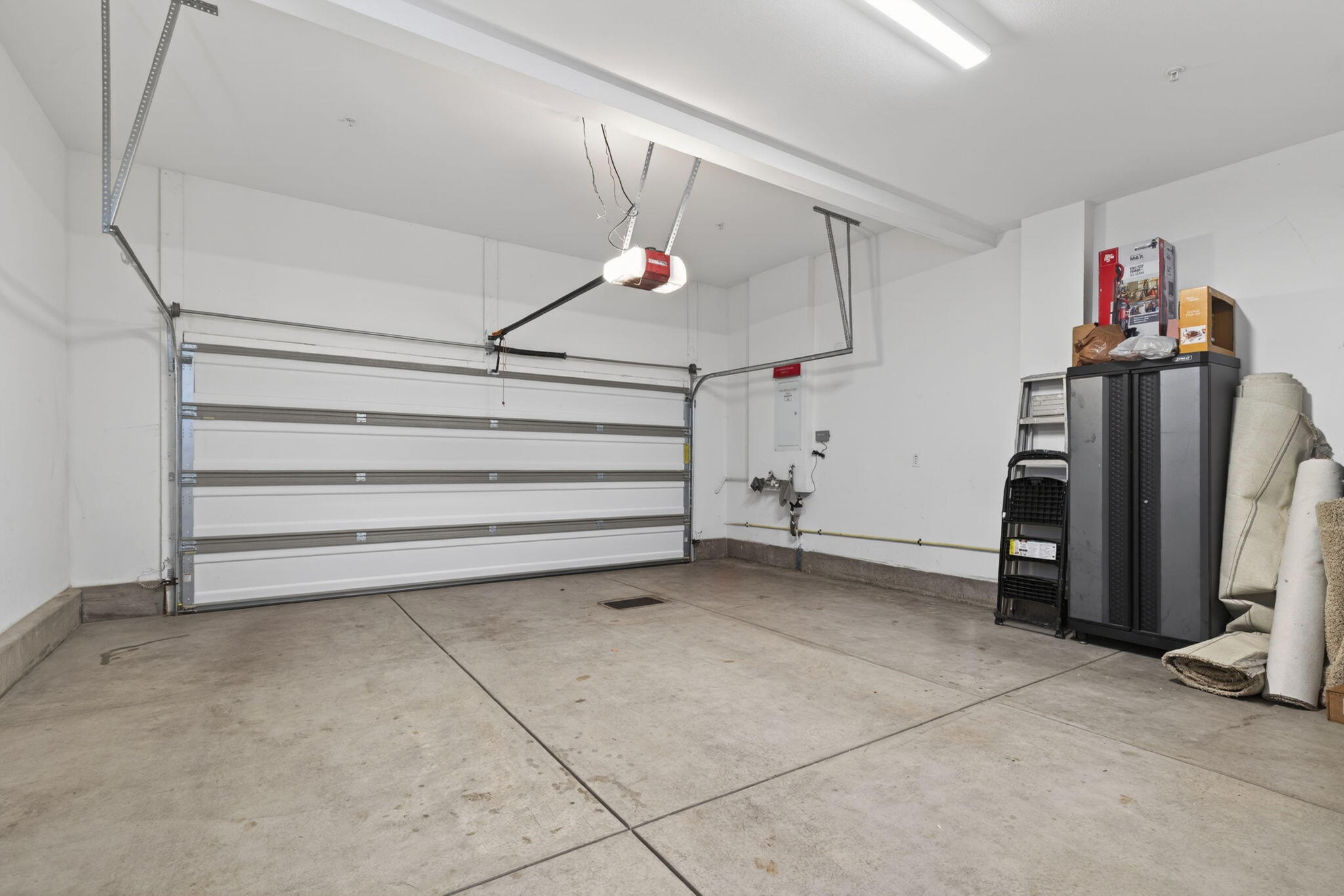 5680 Surfrider Way, Unit 101 Goleta, CA 93117 - Photo 22 of 37 Garage