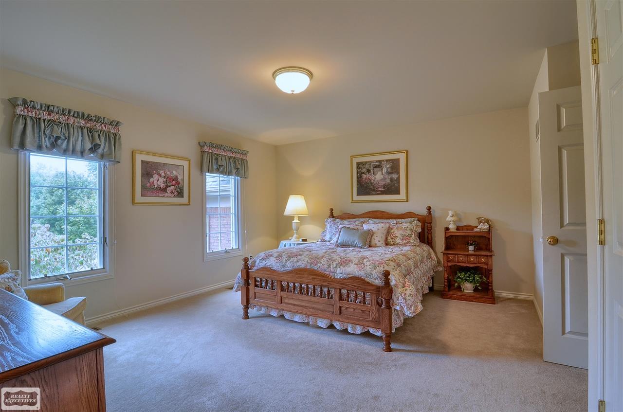 3461 Moceri Court Rochester, MI 48306 - Photo 34 of 46 31333292-33.JPG
