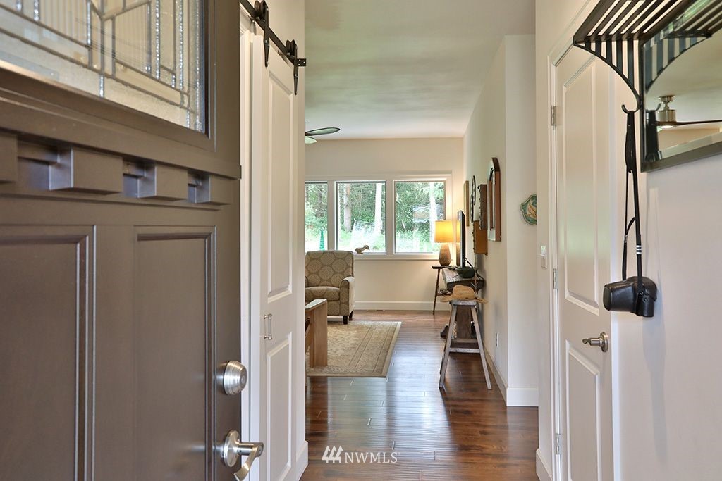 5848 Silver Fin Road Freeland, WA 98249 - Photo 2 of 20
