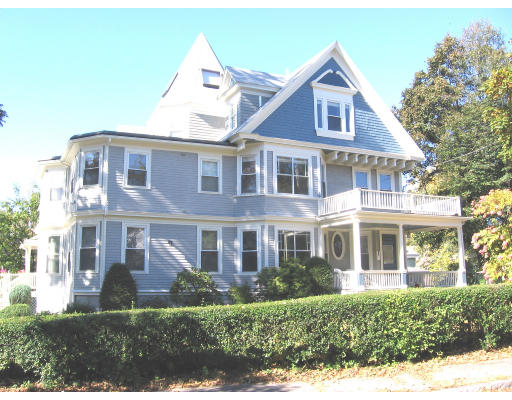 54 Merrymount Road, Unit 4 Quincy, MA 02169 - Photo 1 of 1 Gallery Image 1