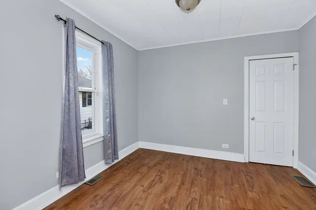 $220,000 | 1800 Cora Street, Crest Hill, IL 60403