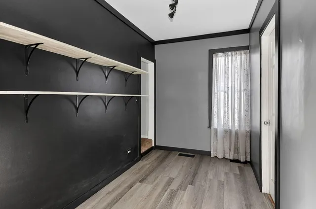 $220,000 | 1800 Cora Street, Crest Hill, IL 60403