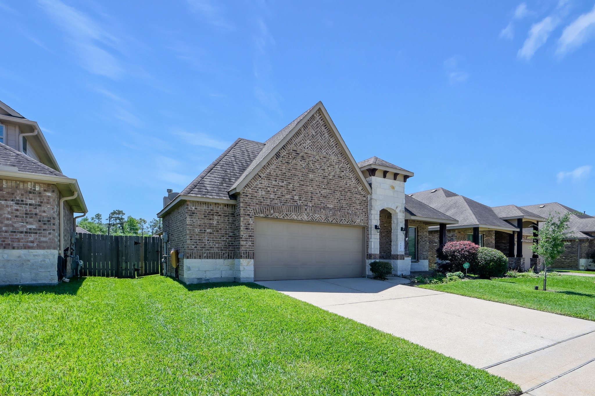5615 Glenfield Spring Lane Spring, TX 77389 - Photo 3 of 43