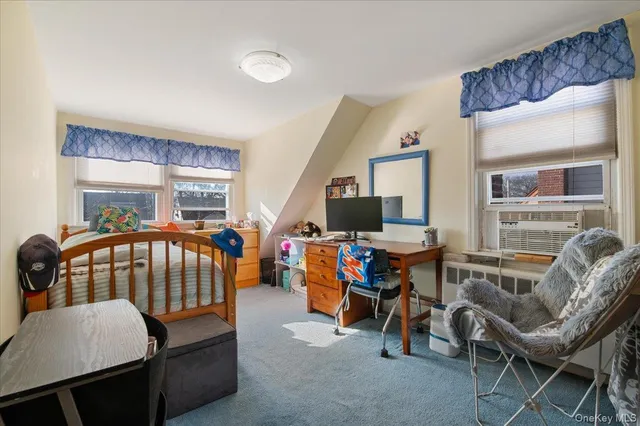 $929,000 | 132 East Cherry Street, Floral Park, NY 11001