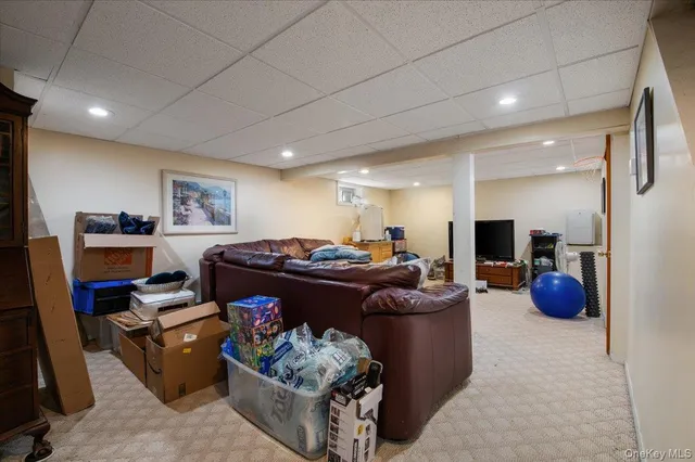 $929,000 | 132 East Cherry Street, Floral Park, NY 11001