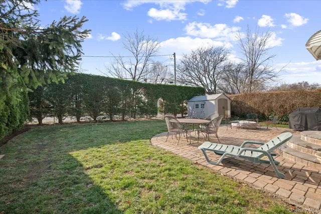 $929,000 | 132 East Cherry Street, Floral Park, NY 11001