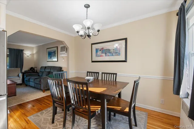 $929,000 | 132 East Cherry Street, Floral Park, NY 11001