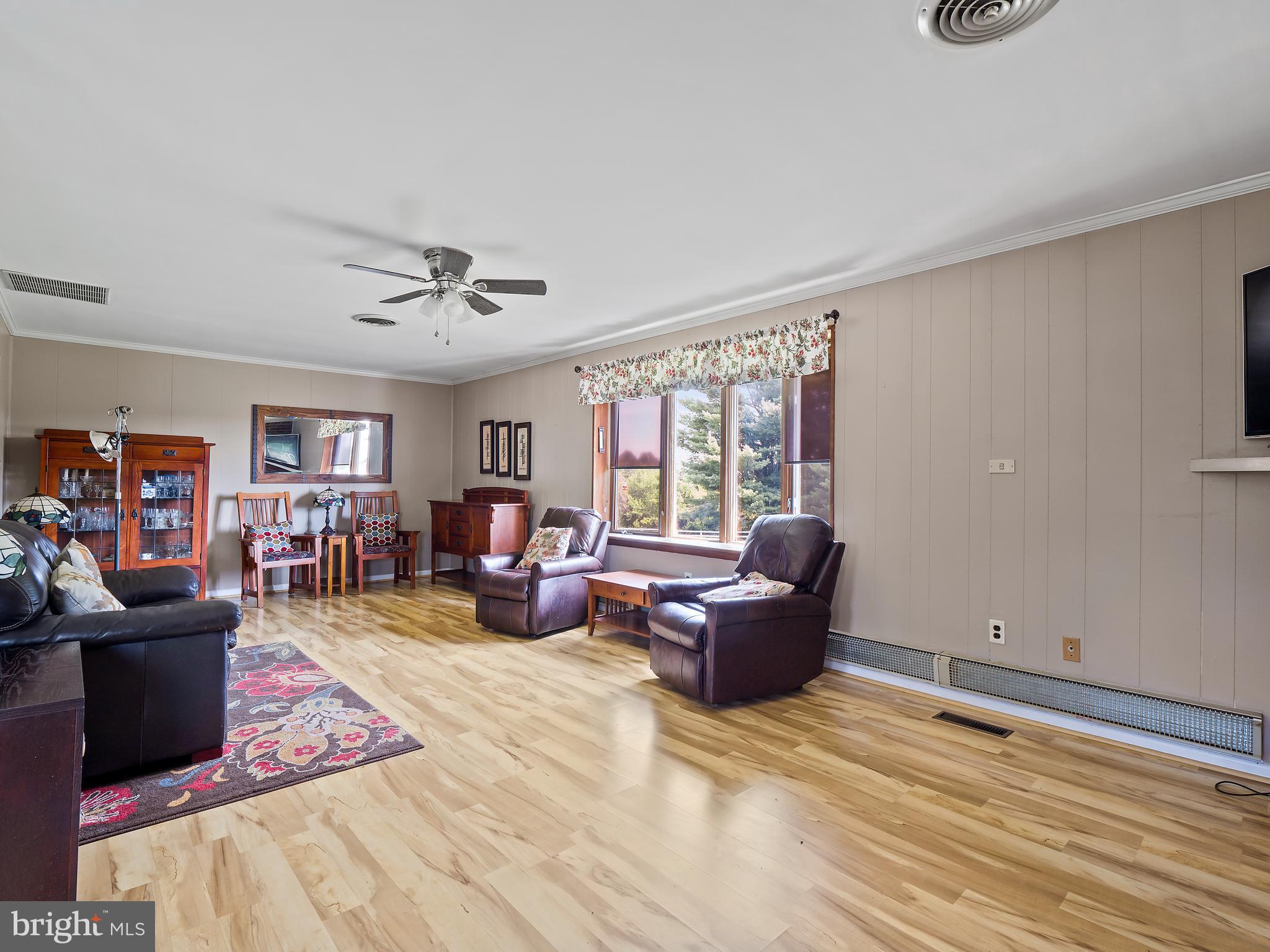 8477 Lees Ridge Road Warrenton, VA 20186 - Photo 6 of 25 Gallery Image 6