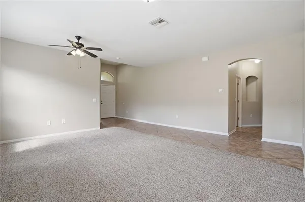 $369,900 | 6407 Bridgecrest Drive, Lithia, FL 33547
