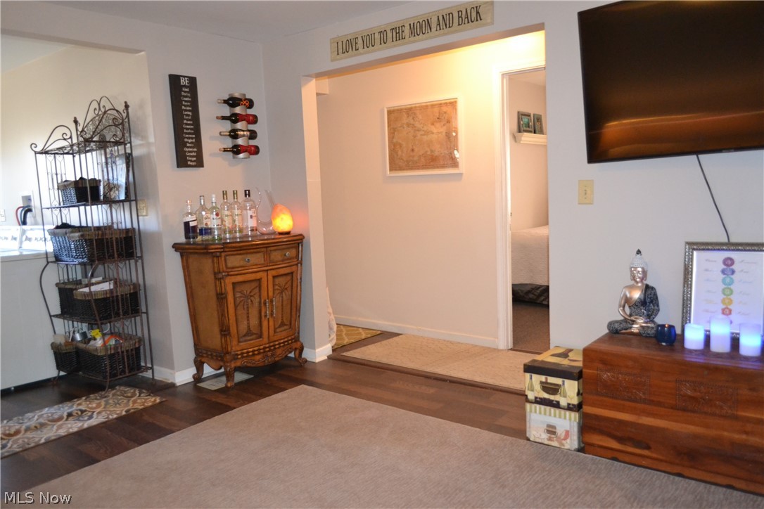 5430 Phillips Rice Road Cortland, OH 44410 - Photo 6 of 16 Gallery Image 6