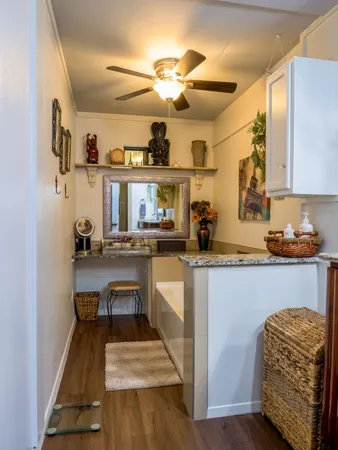 $425,000 | 252 Meadowlakes Drive, Meadowlakes, TX 78654