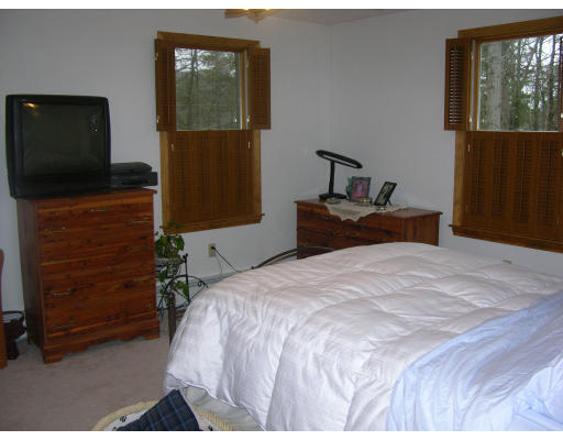 279 Bumstead Road Monson, MA 01057 - Photo 7 of 11