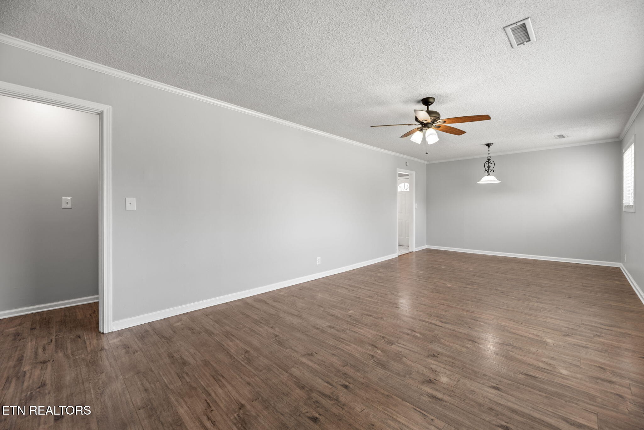 102 Bermuda Road Oak Ridge, TN 37830 - Photo 4 of 26