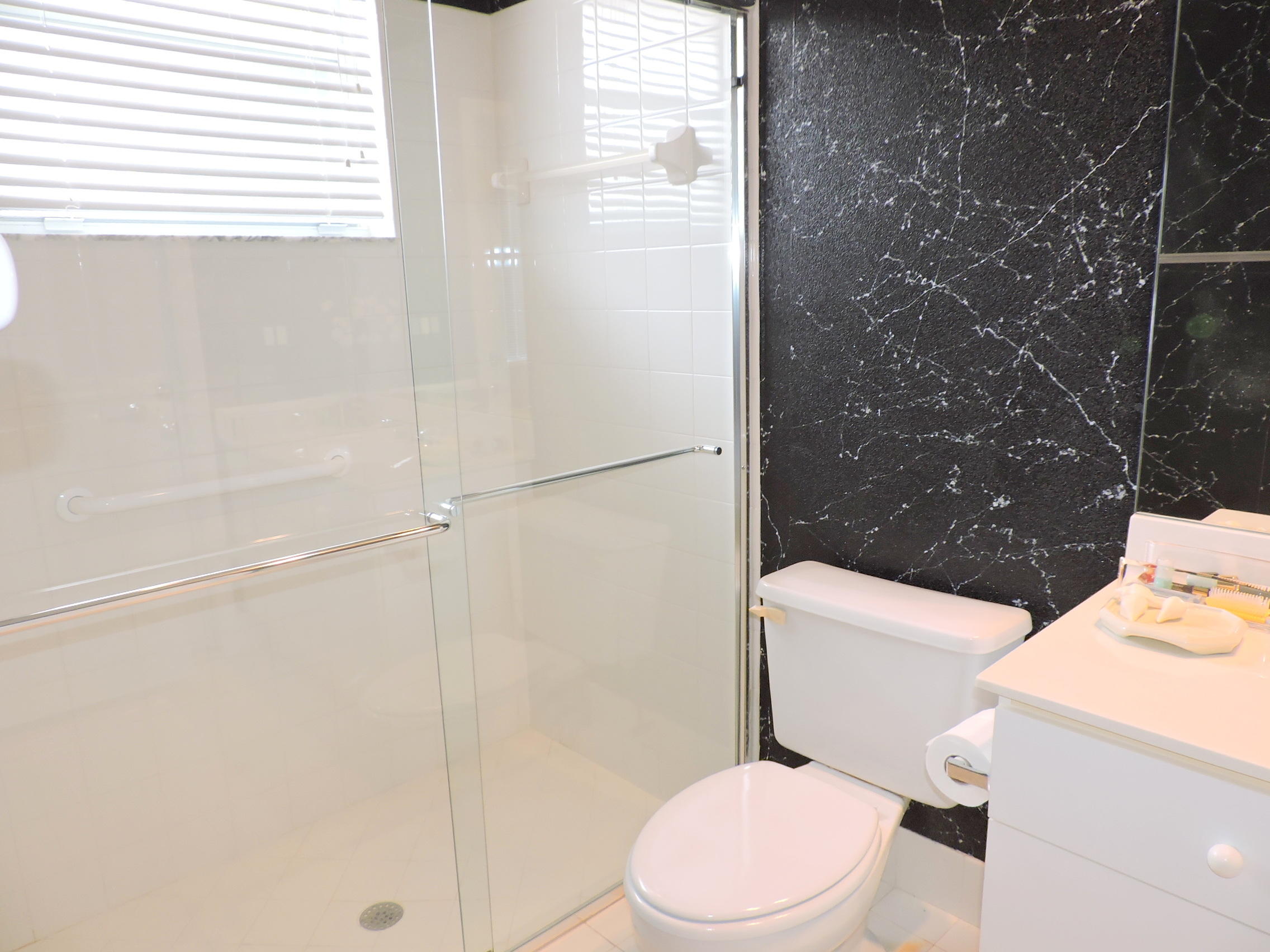 7610 La Corniche Circle Boca Raton, FL 33433 - Photo 29 of 44 2nd Full Bath in Master Bedroom