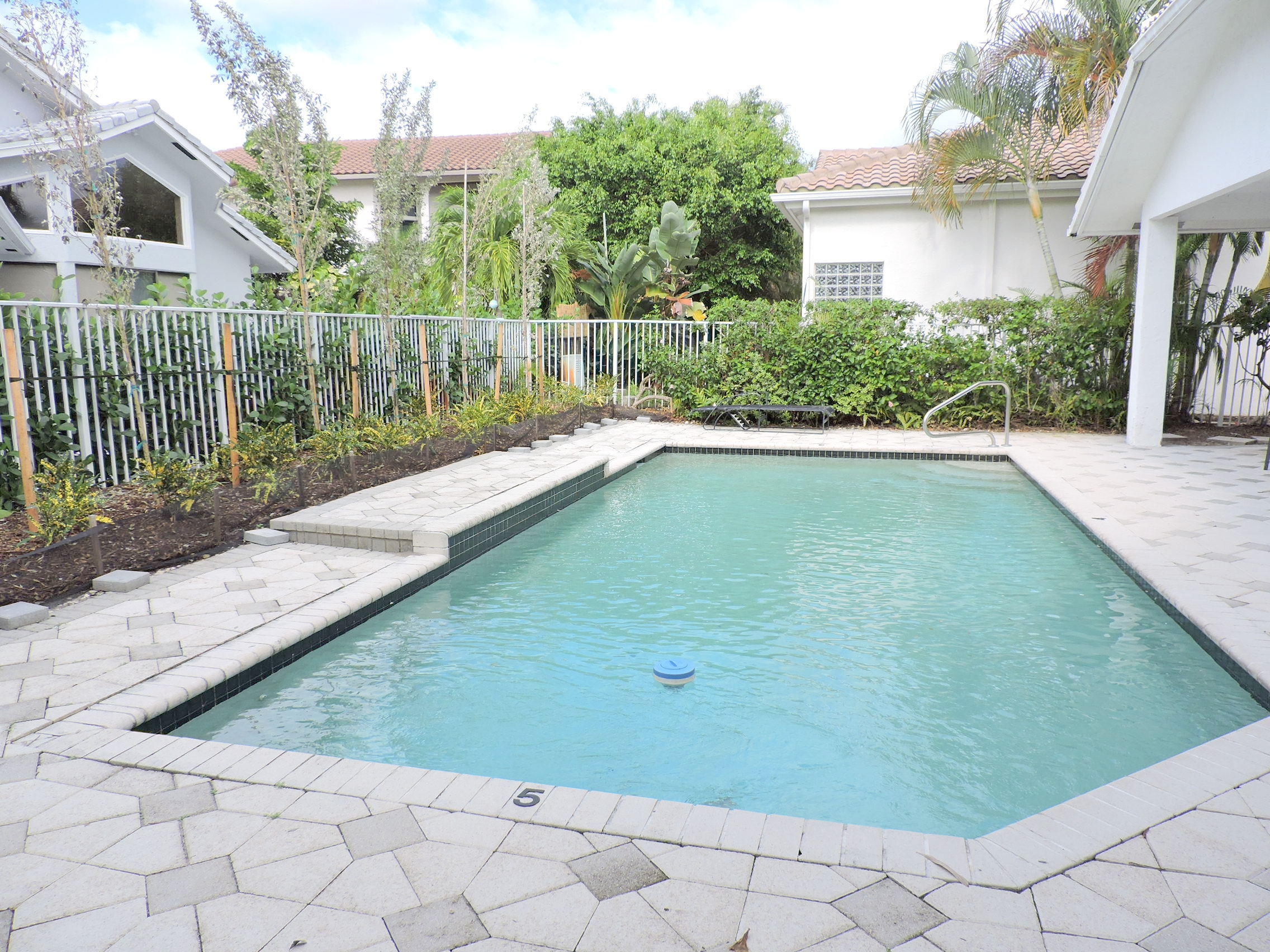 7610 La Corniche Circle Boca Raton, FL 33433 - Photo 38 of 44 Pool
