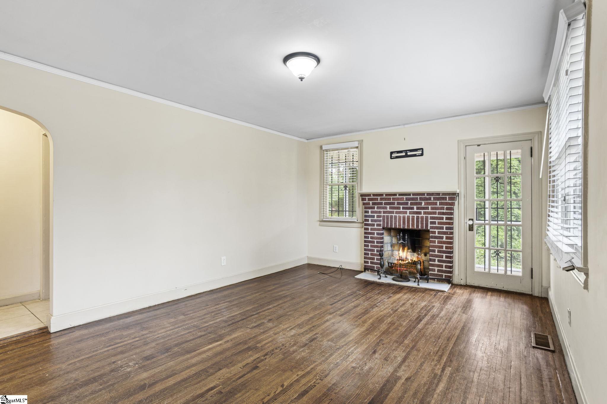 140 Lincoln Road Taylors, SC 29687 - Photo 6 of 25 Gallery Image 6