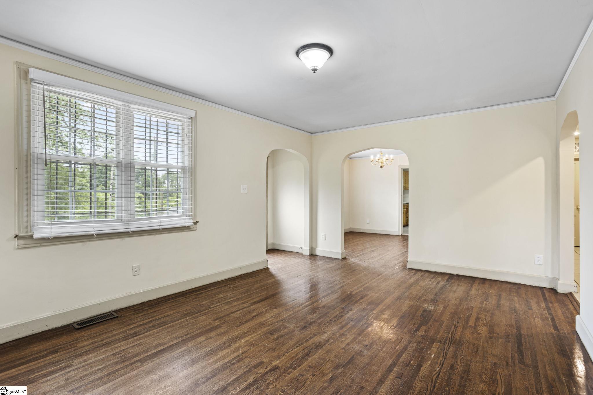 140 Lincoln Road Taylors, SC 29687 - Photo 8 of 25 Gallery Image 8