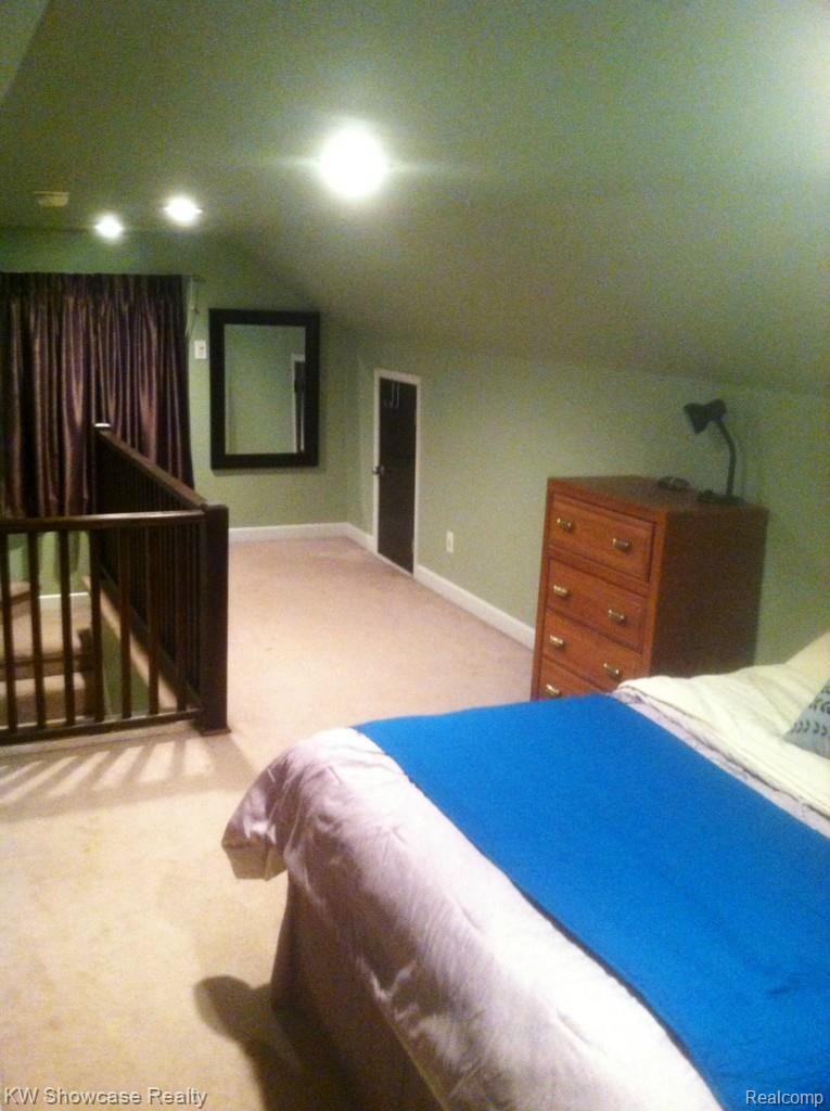 2056 Harvard Road Berkley, MI 48072 - Photo 26 of 45 photo 40.jpg