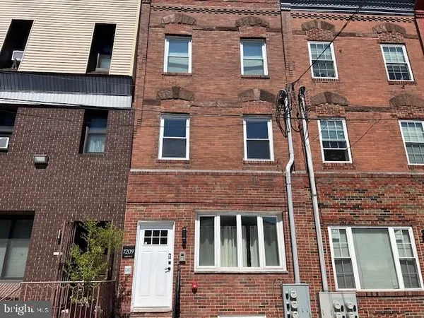 $1,700 | 1209 Snyder Avenue, Philadelphia, PA 19148