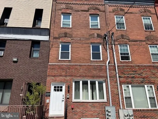 $1,900 | 1209 Snyder Avenue, Philadelphia, PA 19148