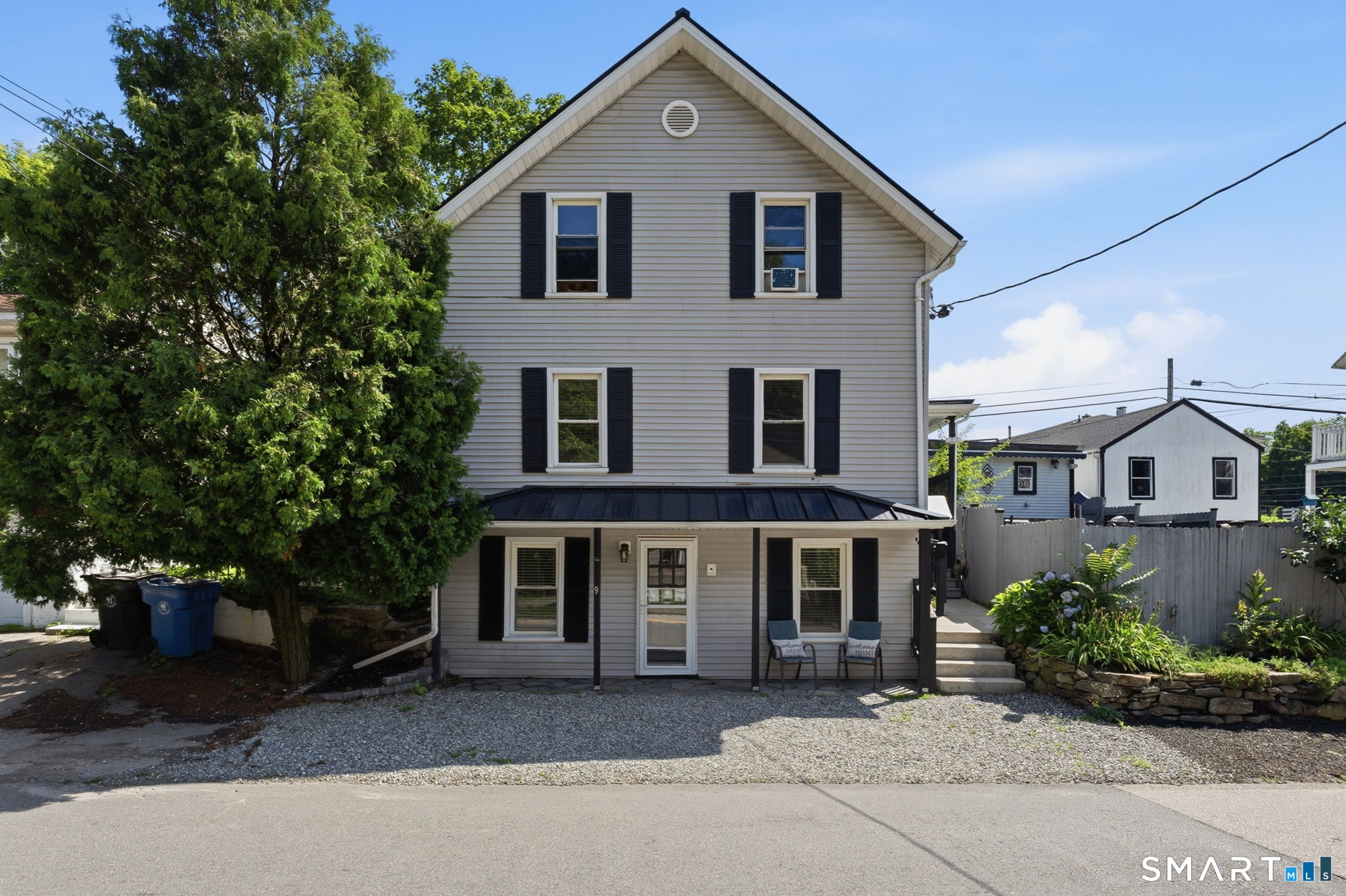 9 Hunters Road, Unit B Norwich, CT 06360 - Photo 2 of 29