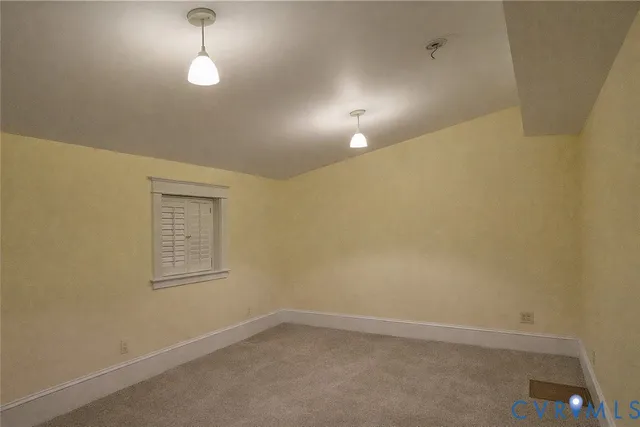 $640,000 | 551 Marlborough Point Road, Stafford, VA 22554