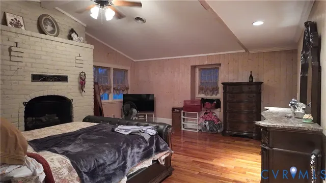 $640,000 | 551 Marlborough Point Road, Stafford, VA 22554