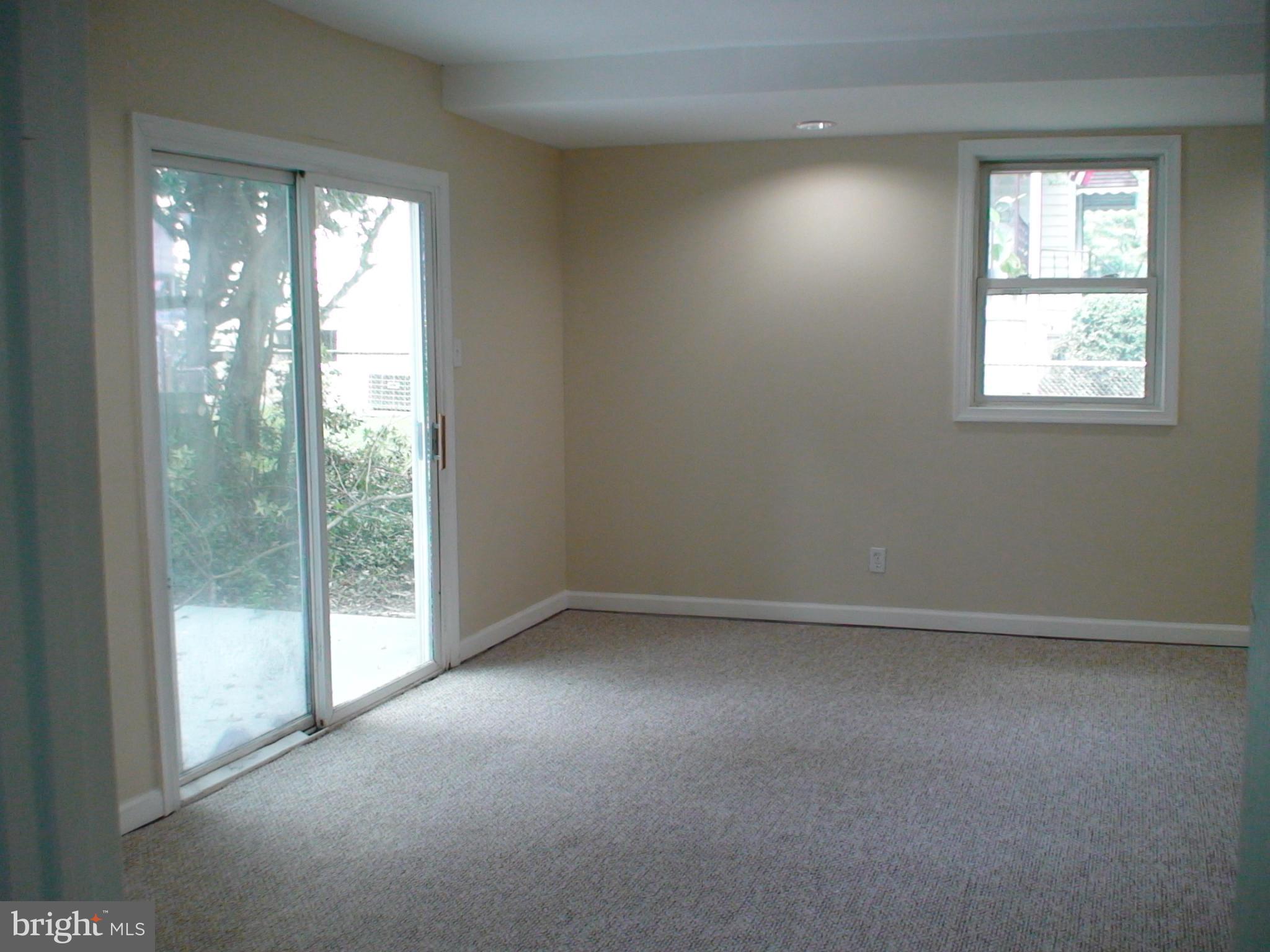 8114 Conduit Road Baltimore, MD 21234 - Photo 11 of 30 Family Room