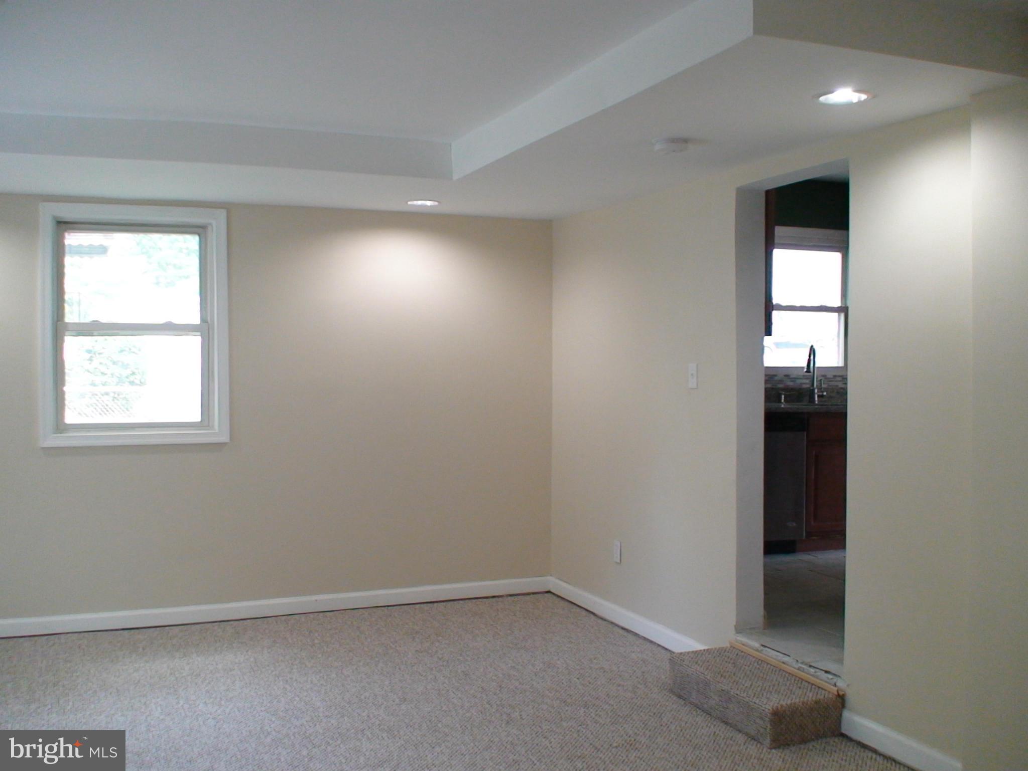 8114 Conduit Road Baltimore, MD 21234 - Photo 10 of 30 Family Room