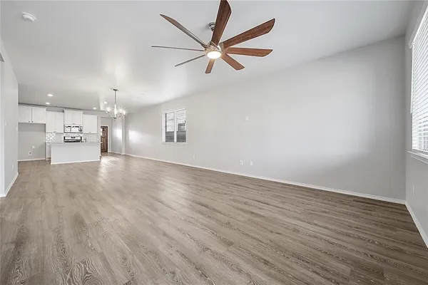 $2,500 | 9295 Inland Leather Lane, Conroe, TX 77385