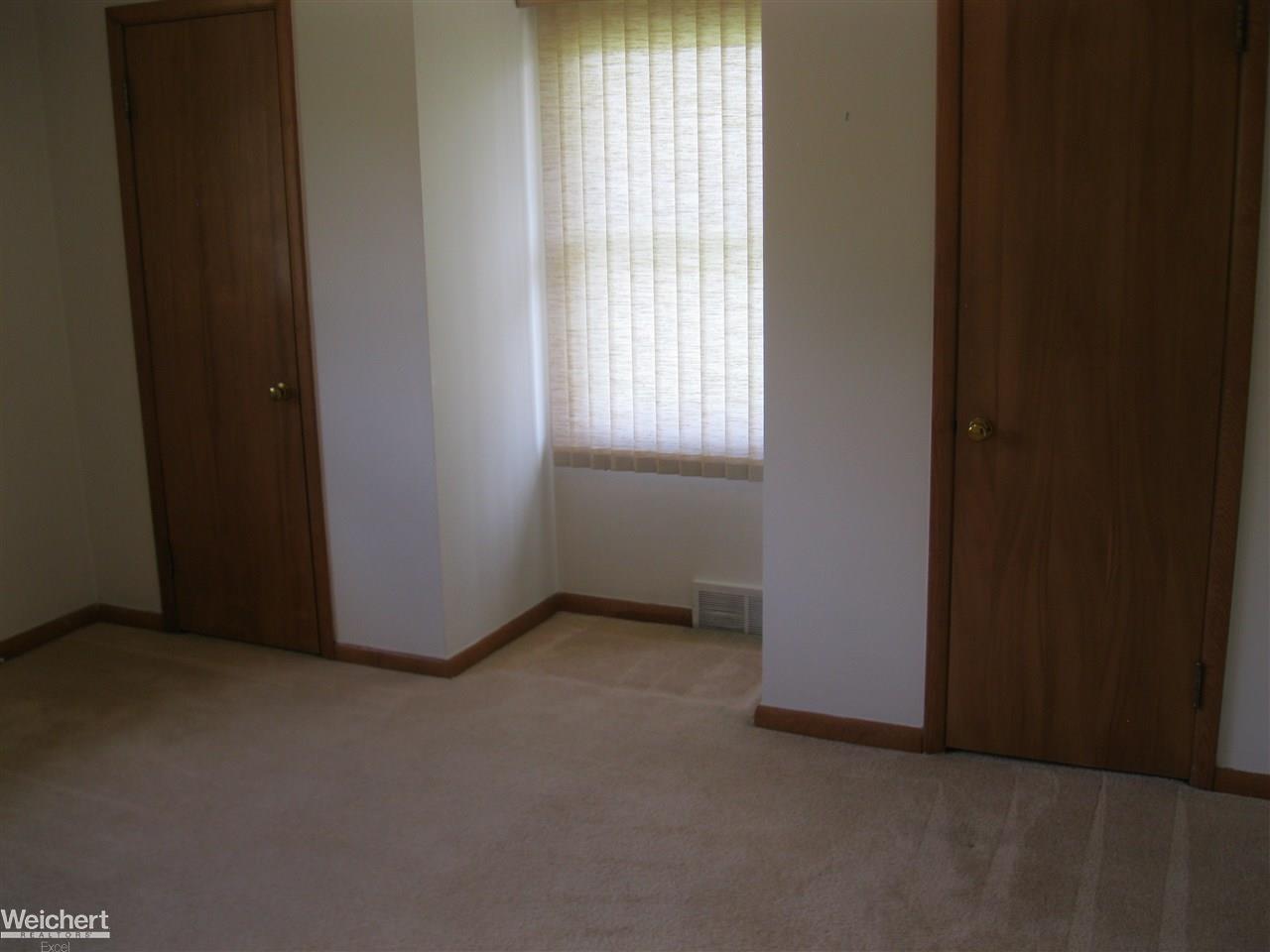 47576 Shelby Road Utica, MI 48317 - Photo 25 of 44 31320274-24.JPG