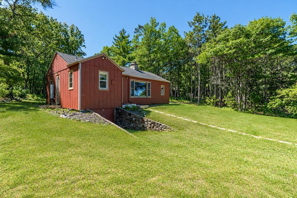 27095 Pelican Lake Road Merrifield, MN 56465 - Photo 4 of 33